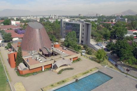 Facultad de Humanidades eligió nueva decana y mañana se realiza segunda vuelta para unidades pendientes